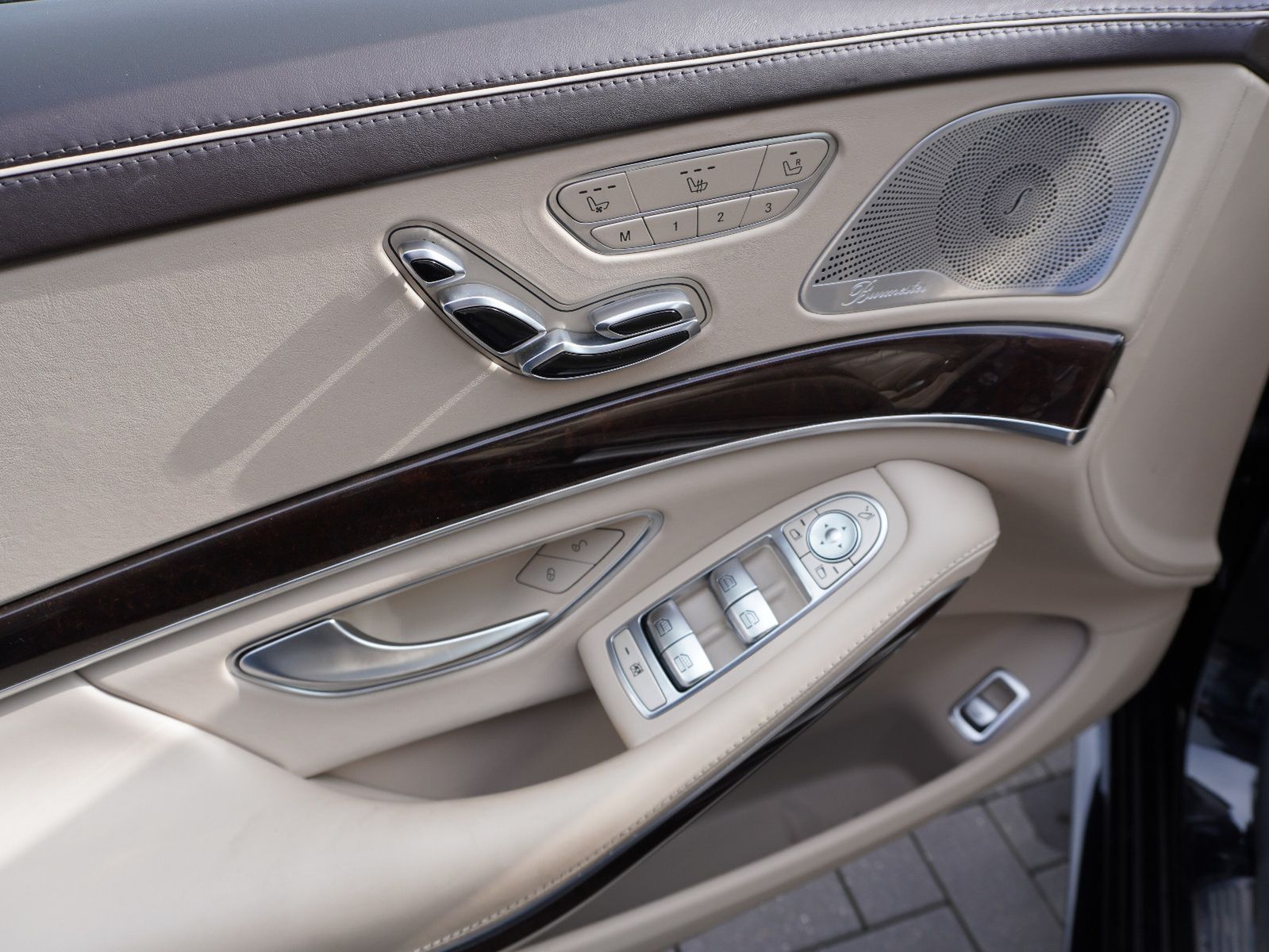 Fahrzeugabbildung Mercedes-Benz S 560 4Matic L AMG