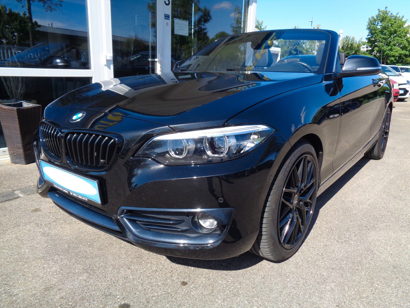 BMW 218iA Sport Line LEDER LED NAV 18ZOLL