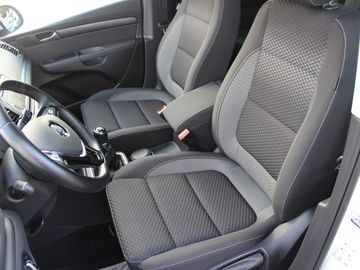 Volkswagen Sharan TSI 7 Sitze Standh. Active KLIMA NAVI ALU