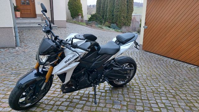 Suzuki GSX-S750 - ABS - Scheckheftgepflegt -mit Zubehör