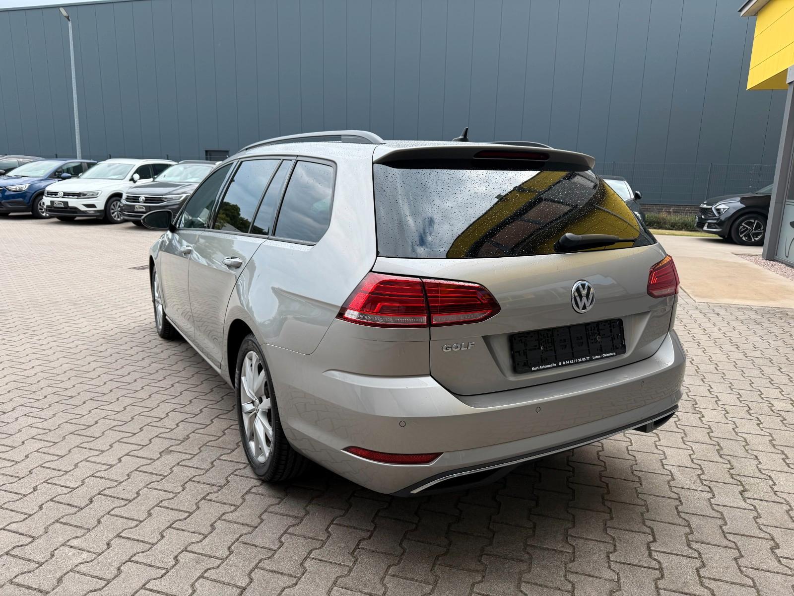 Volkswagen Golf VII United DIGITALTACHO/NAVI/SHZ/TEMPOMAT*, миниатюра 8