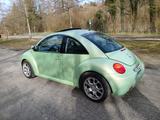 Volkswagen Beetle 1.8T - Volkswagen Beetle mit Benzin-Antrieb: 1.8