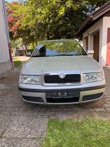 Skoda Octavia 1,6 i - Skoda Octavia aus 2004