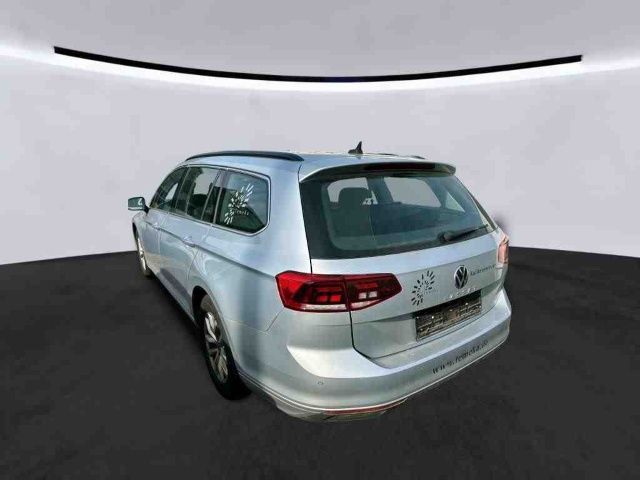 Volkswagen Passat Variant - Bild 14