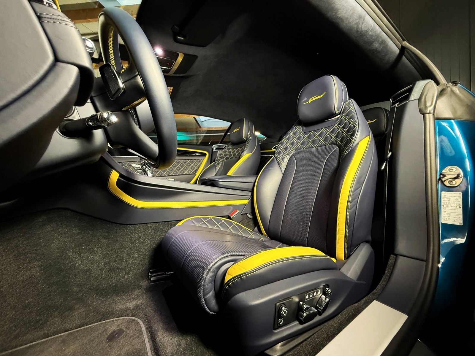 Fahrzeugabbildung Bentley Continental GT 6.0 W12 Speed Mulliner