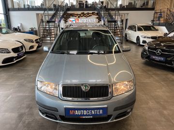 Skoda Fabia Combi Elegance Aut. *KLIMA*SHZ*TÜV*
