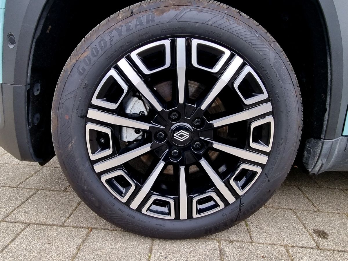 Fahrzeugabbildung Renault R 4 E-Tech elektrisch Iconic 150 Comfort Range