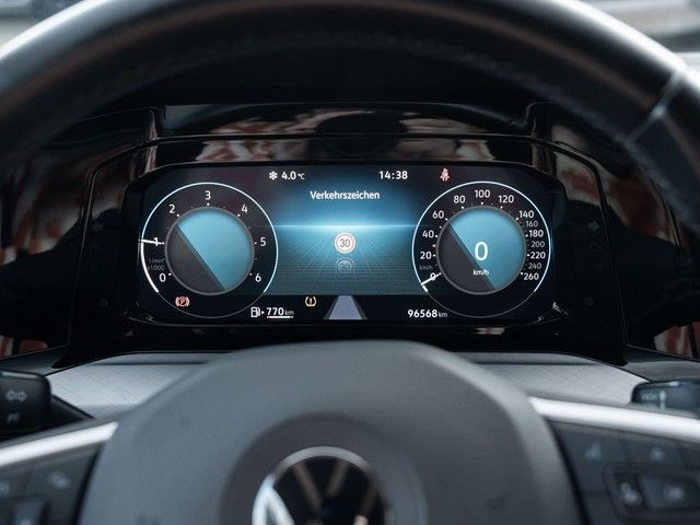 Golf VIII Variant Life TDI Navi AHK ACC Business