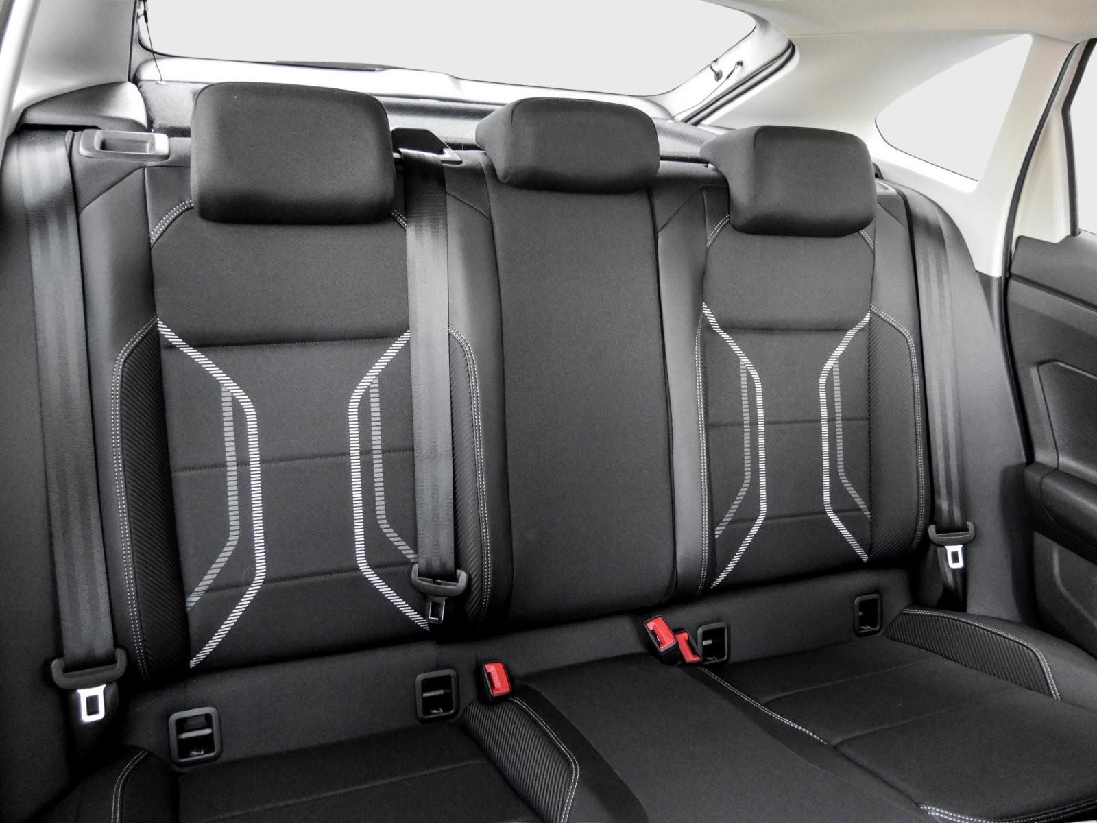 Volkswagen Taigo Style 1.5 TSI DSG IQ.Light Navi AHK Travel