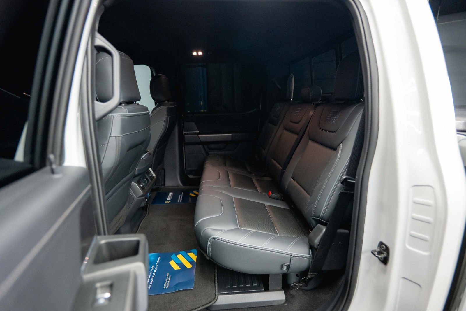 Fahrzeugabbildung Ford F150 3.5L V6 PowerBoost RAPTOR Twin-Turbo 4x4