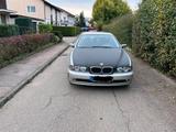 BMW E39 Limousine 530i Facelift Benziner - BMW 530 aus 2002: 530i
