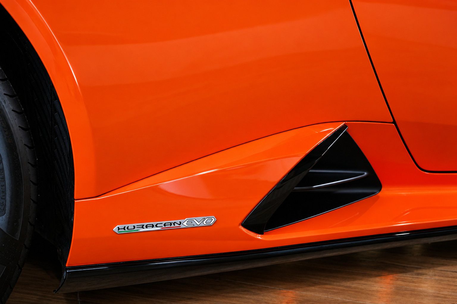 Fahrzeugabbildung Lamborghini Huracán EVO V10 *Lift*Sensonum*Kamera*ACC*SHZ