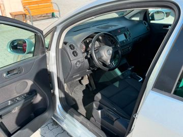 Volkswagen Golf - 11