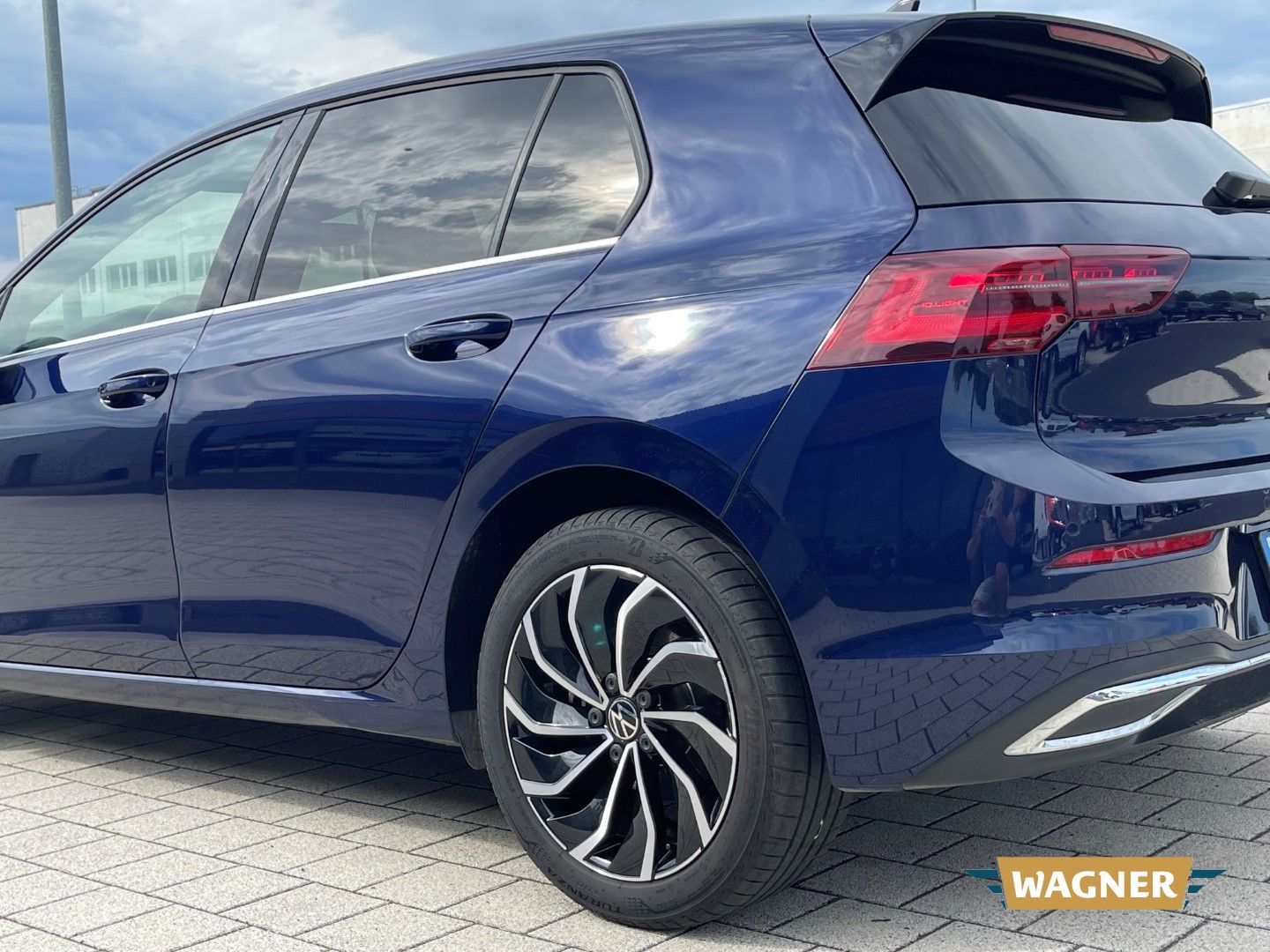 Fahrzeugabbildung Volkswagen Golf VIII Style eTSI 1.5  Automatik