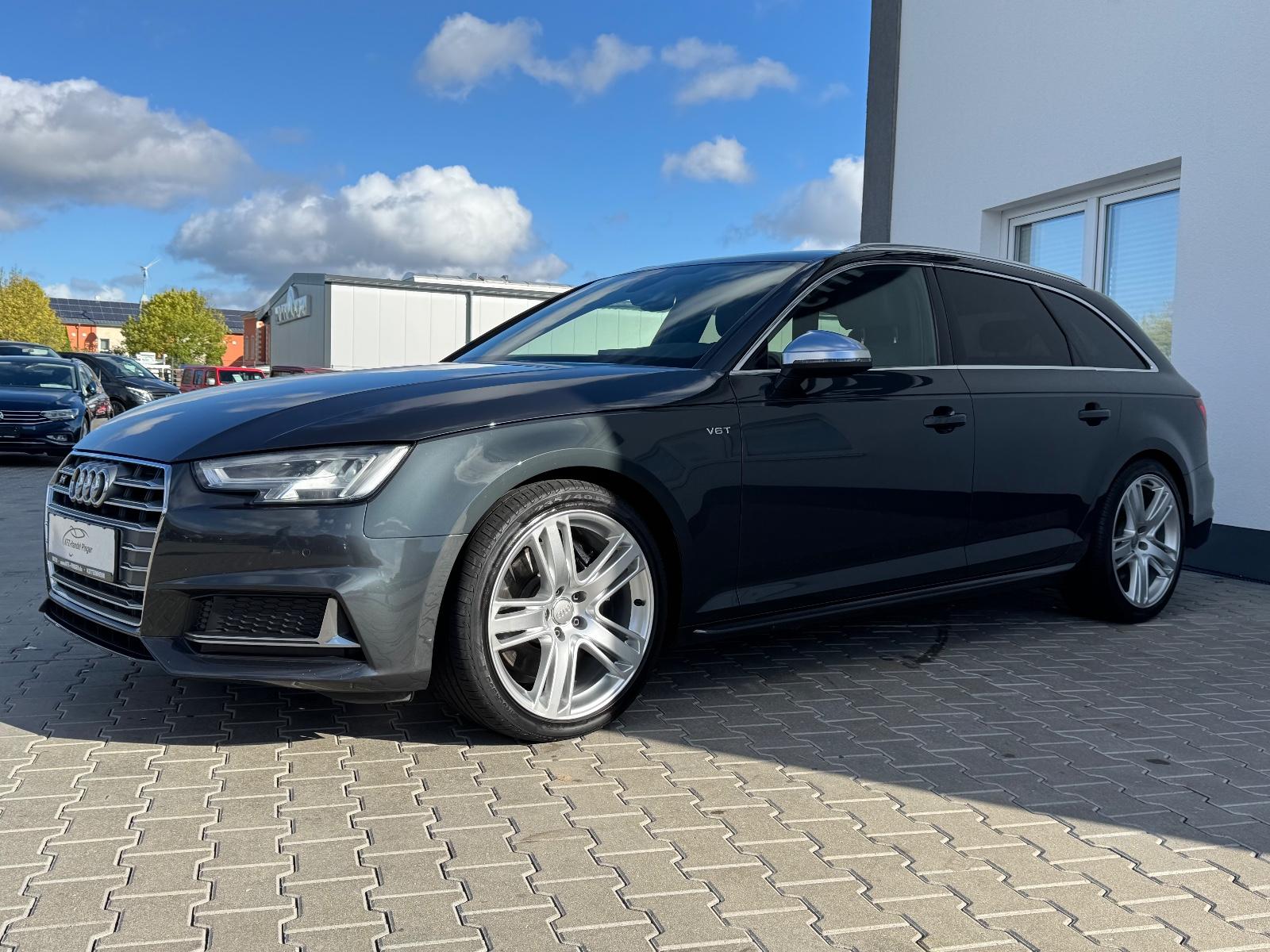 Audi S4 Avant 3.0 TFSI quattro