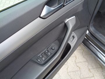 Volkswagen Passat Variant - 10
