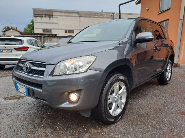 Toyota TOYOTA RAV 4 2.2 D-4D 4X4 E5