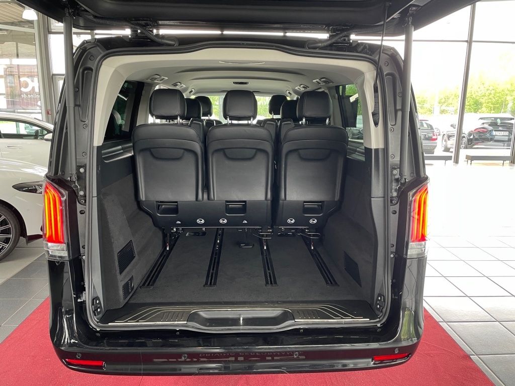 Fahrzeugabbildung Mercedes-Benz V 300 d AVG/Extralang 4x4 STHZ, AHK, 360°, SHZ