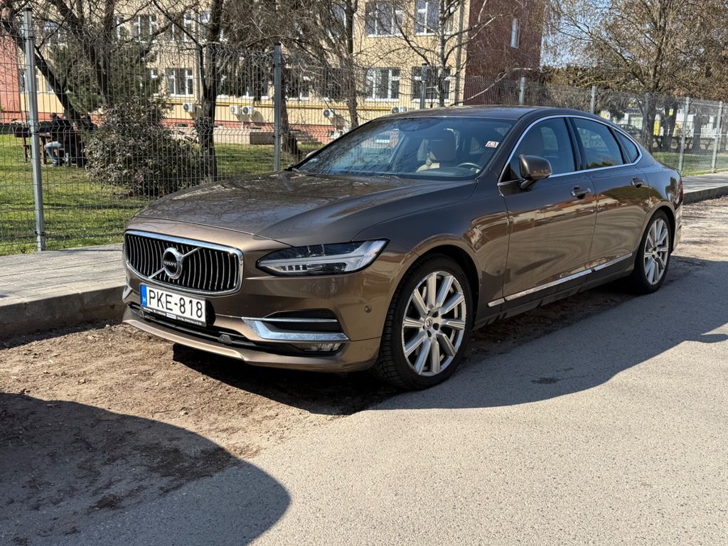 Image of Volvo S90