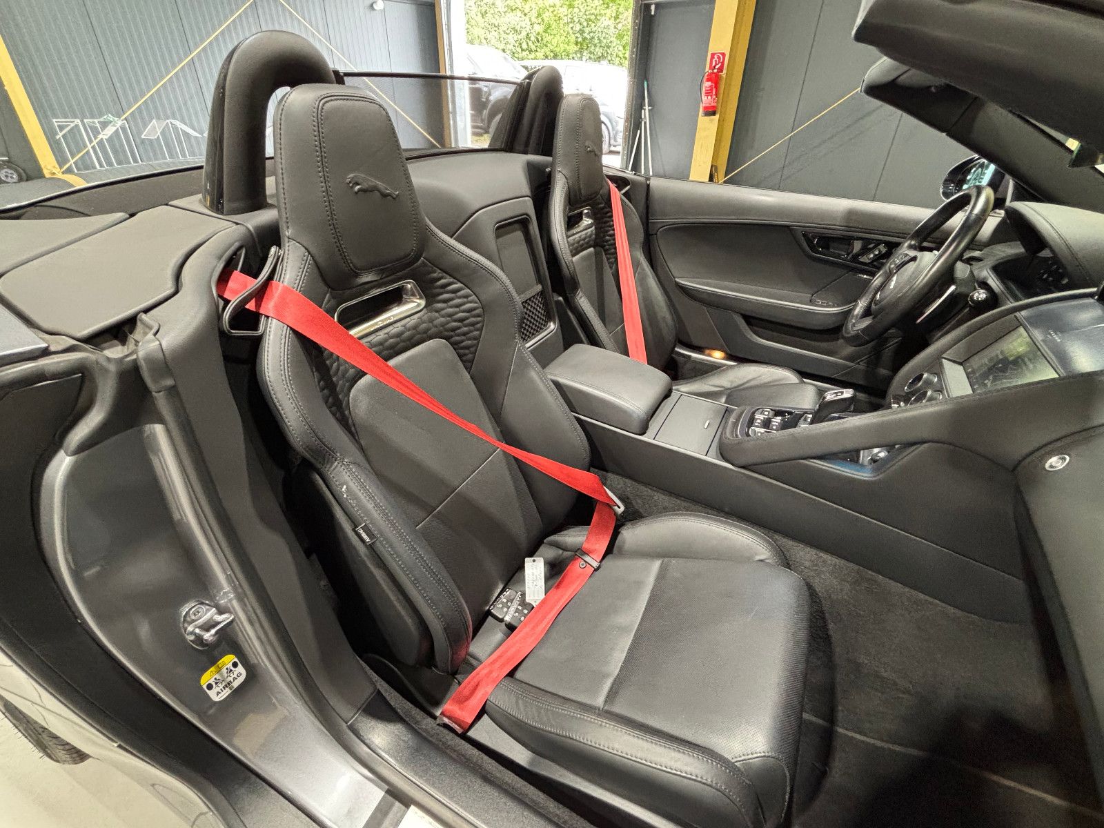 Fahrzeugabbildung Jaguar F-TYPE Cabriolet**SOUND**NAVI**KAMERA**APPLE**