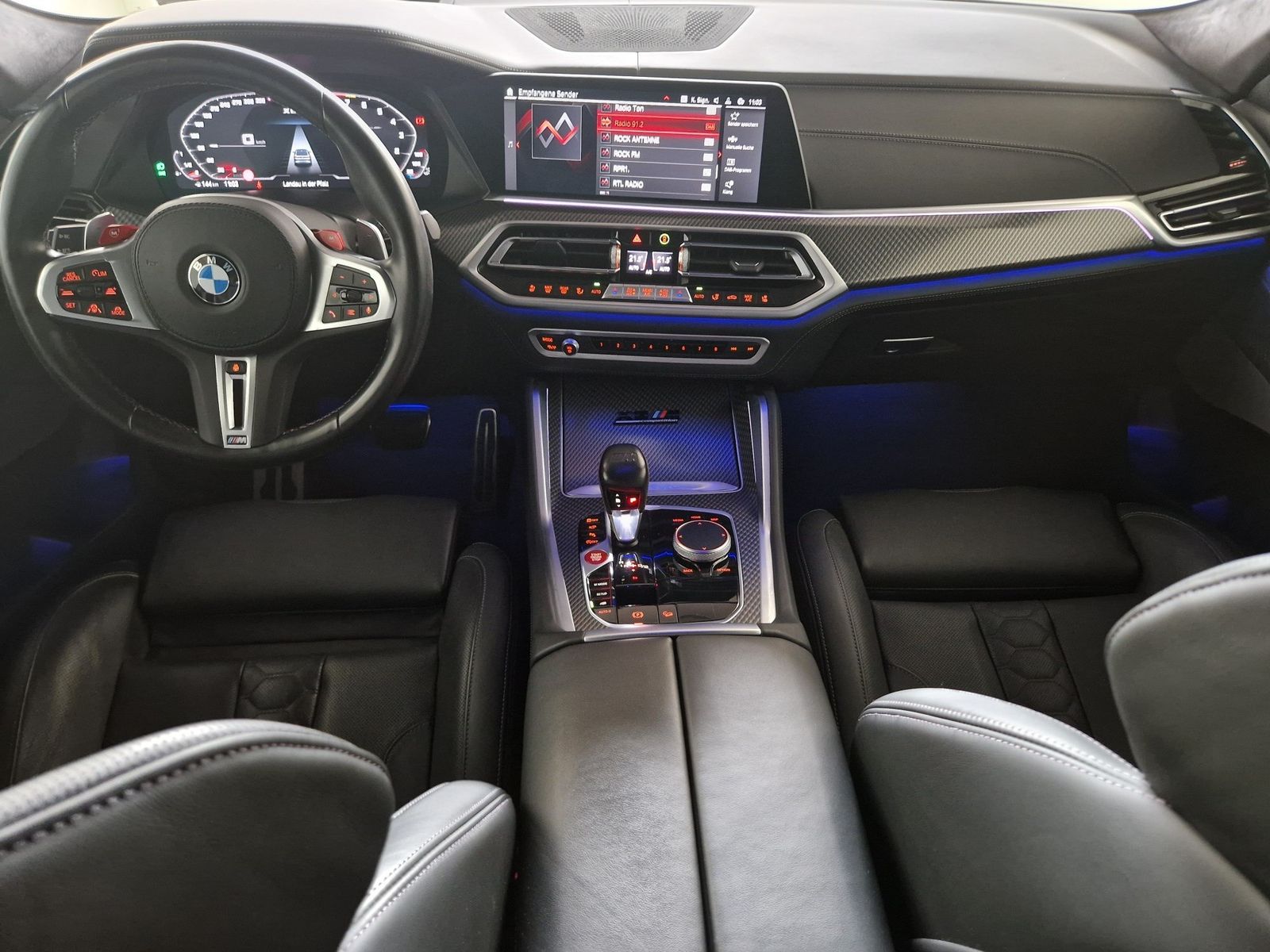 BMW X6 M  xDrive Competition HUD LED Harman-Kardon – Bild 13