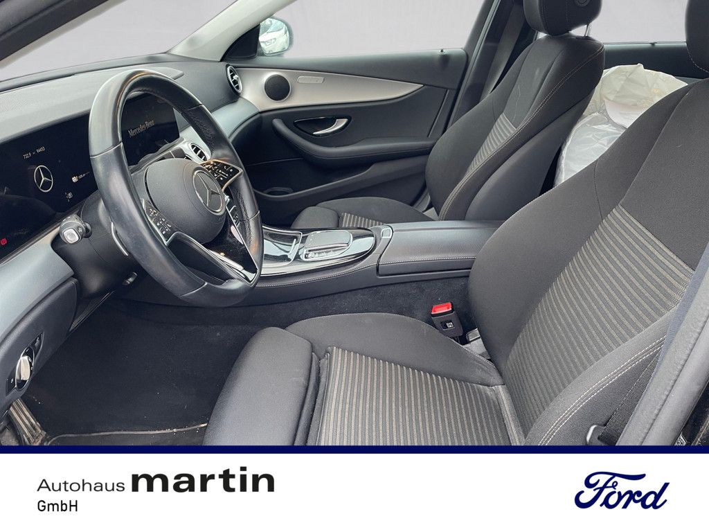 Fahrzeugabbildung Mercedes-Benz E 300 T e Avantgarde LED ACC KAMERA PTS SHZ