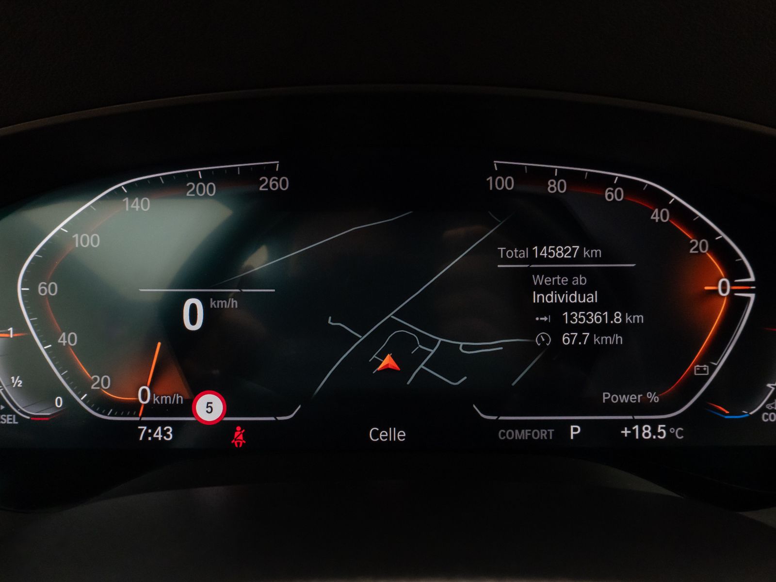 Fahrzeugabbildung BMW 530d LuxuryLine Laser HUD DAB HiFi DisKey 19Zoll