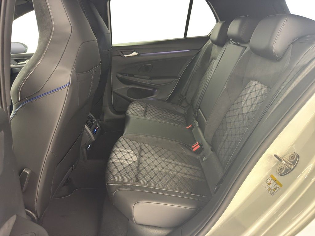Volkswagen Golf - Bild 17