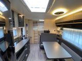 Hobby De Luxe Edition 560 KMFe - Hobby Kmfe
