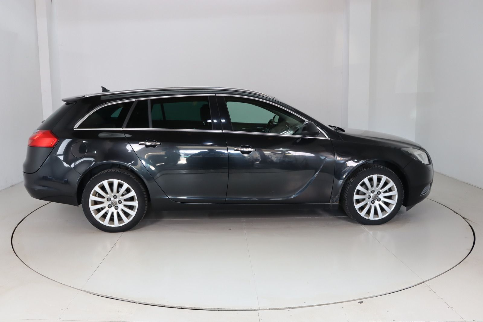 Fahrzeugabbildung Opel Insignia A Sports Tourer Innovation 4x4