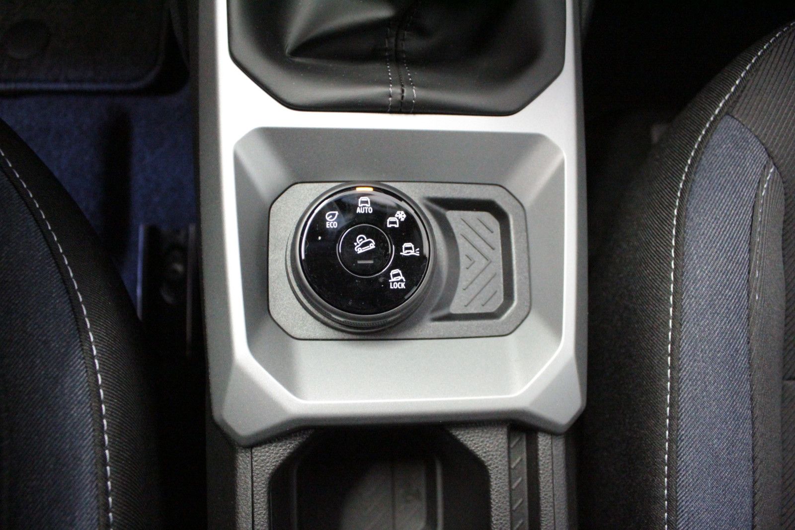 Fahrzeugabbildung Dacia Bigster mild hybrid 130 4x4 Expression*Allrad*