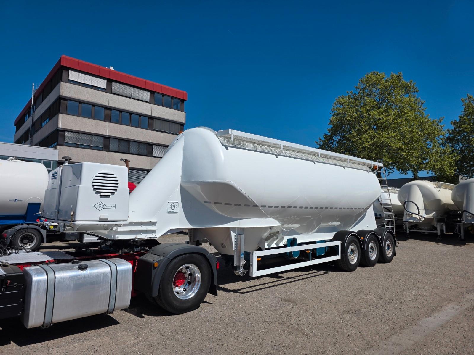 Feldbinder 40m³ Zementsilo / Diesel Kompressor GHH !!
