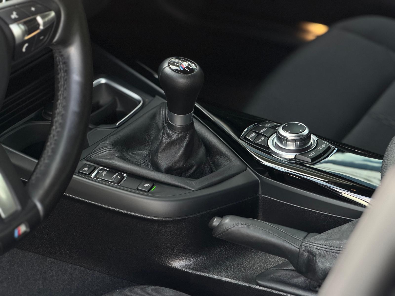 BMW F20 120i SportLine*Shz*Pdc*Klima*BT