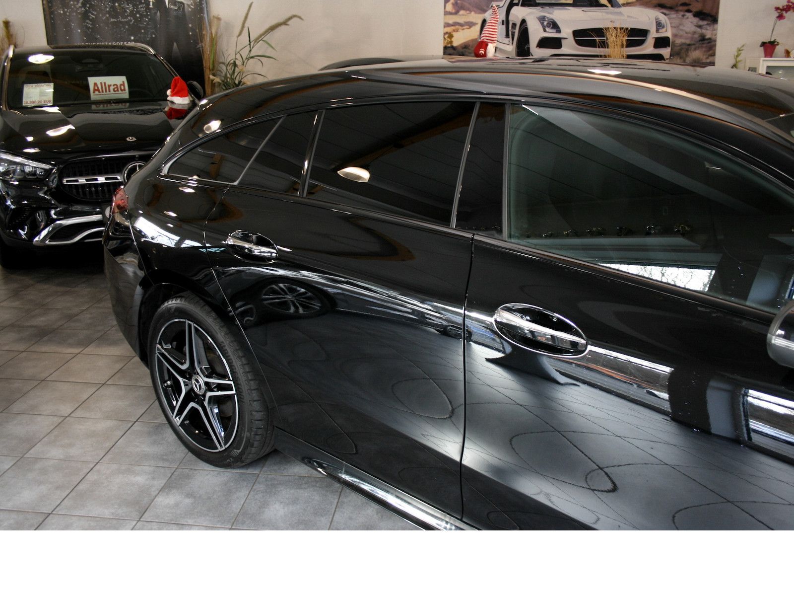 Fahrzeugabbildung Mercedes-Benz CLA 200 Shooting Brake AMG Advanced Plus *Night*