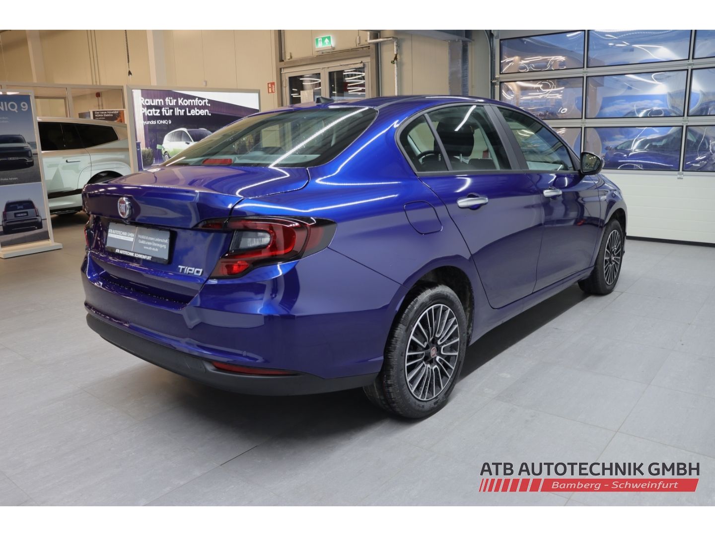Fahrzeugabbildung Fiat Tipo Urban Sedan 1,6l Diesel 130 PS