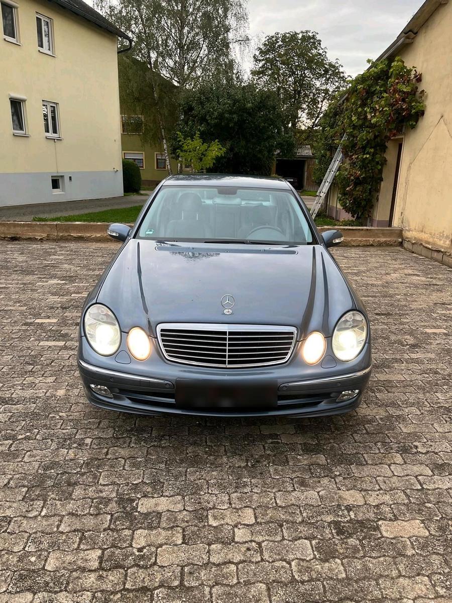 Mercedes-Benz E 500