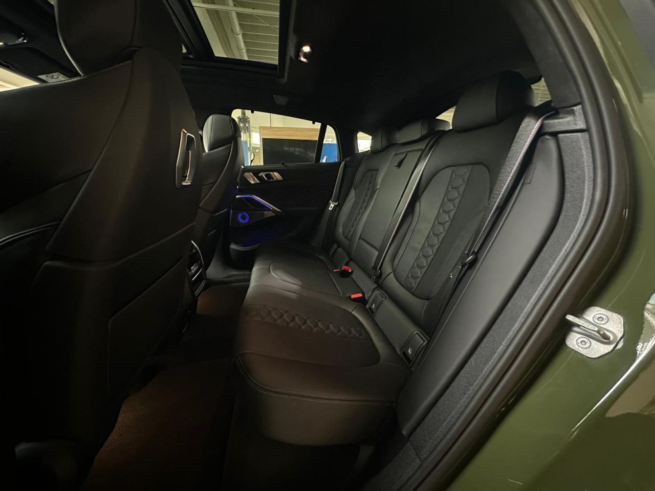 BMW X6 M Comp.M Drivers Carbon AHK eh-UPE:195.300,- foto 21