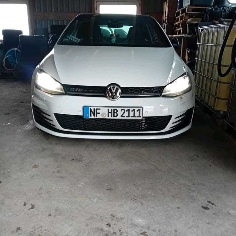 Image of Volkswagen Golf
