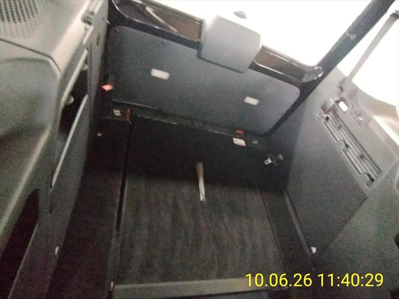 Volkswagen Caddy Maxi 90kW DSG Rollstuhl Taxi Mietwagen