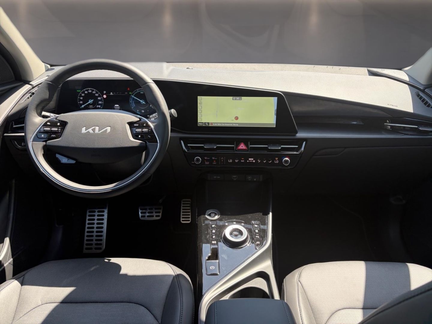 Fahrzeugabbildung Kia Niro Hybrid Spirit 1.6 HUD Navi Digitales Cockpi