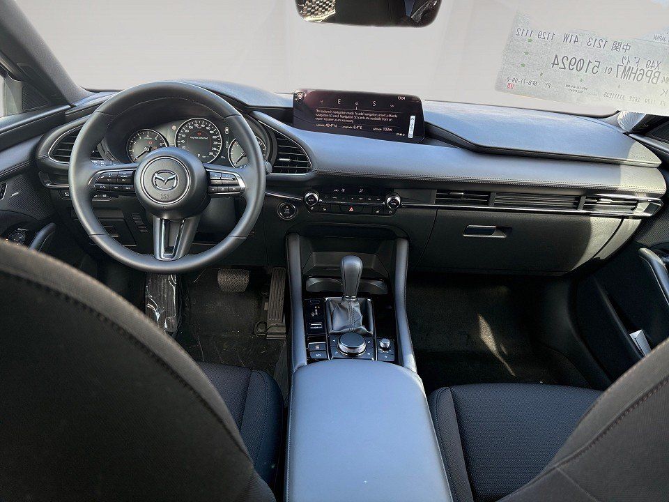 Fahrzeugabbildung Mazda 3 2.5i 140PS A/T Exclusive