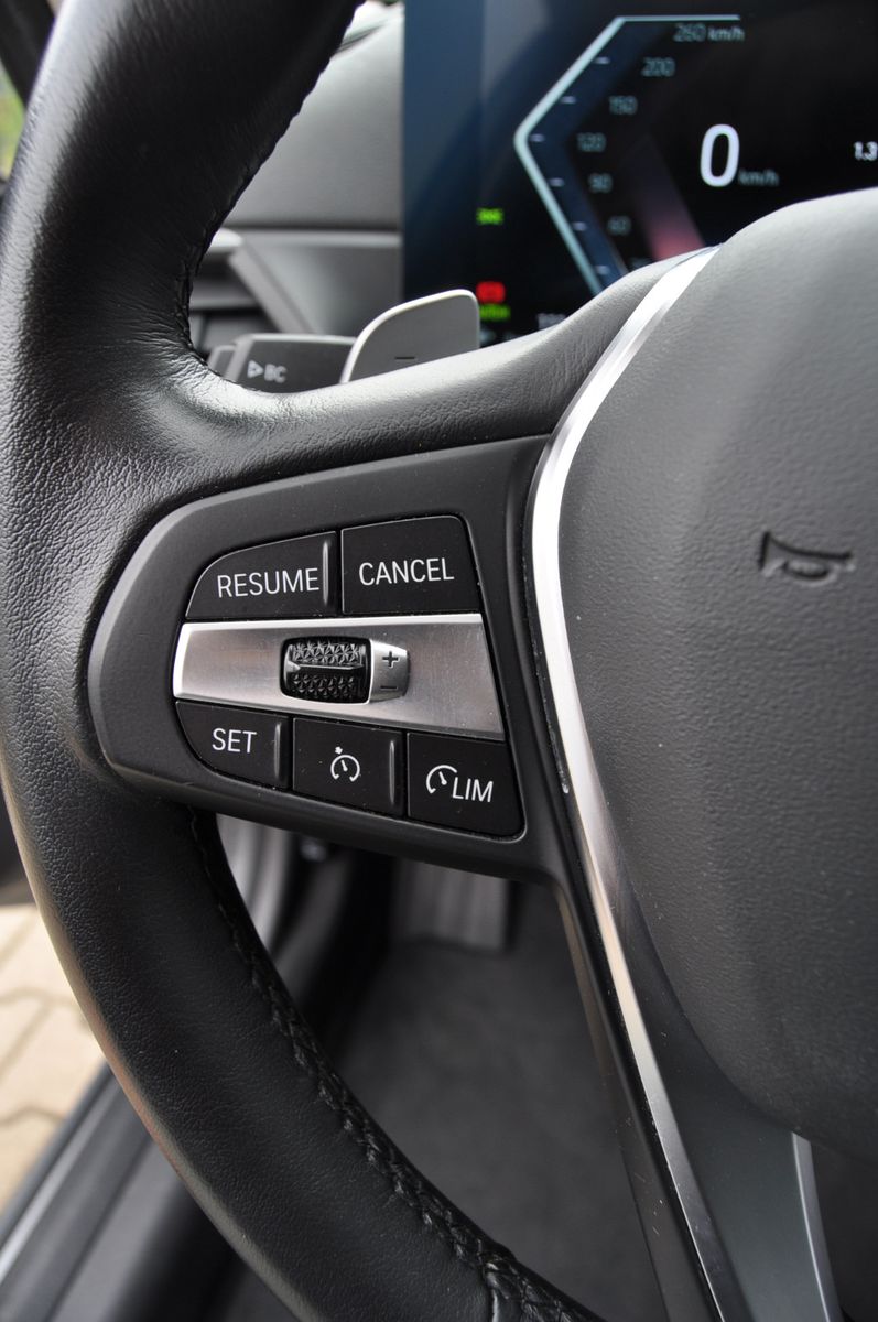 BMW 318i Touring Aut. LED Widescreen DAB Tempomat foto 19