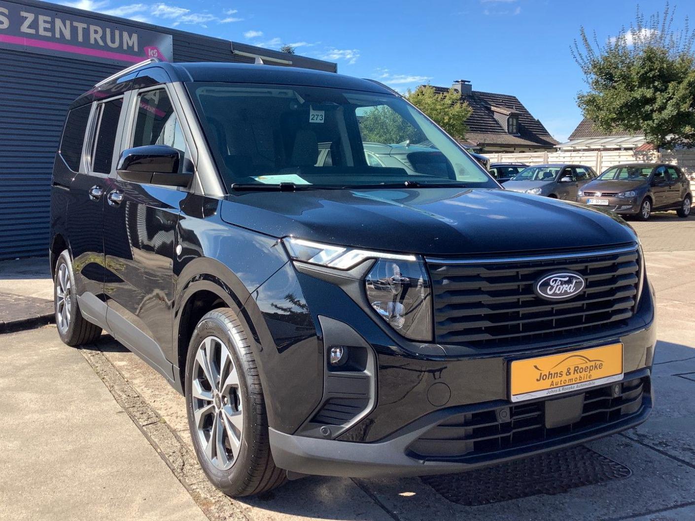 Ford Tourneo Courier Titanium Automatik / KAMERA /