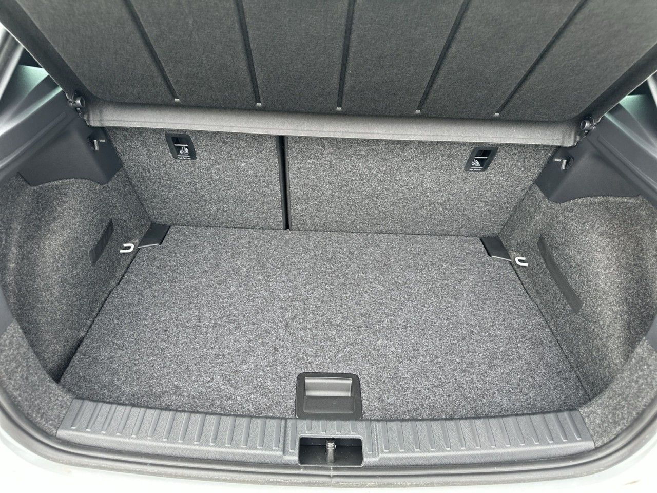 Fahrzeugabbildung SEAT Ibiza FR Black Edition 1.0 TSI DSG
