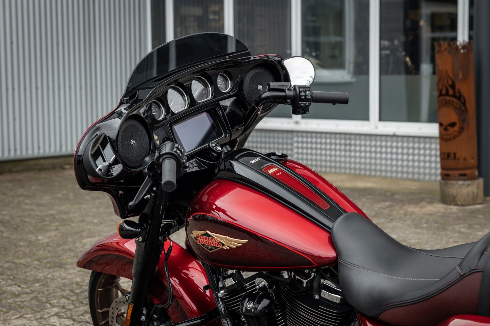 Fahrzeugabbildung Harley-Davidson FLHXS Street Glide 114 cui - 120th ANNIVERSARY