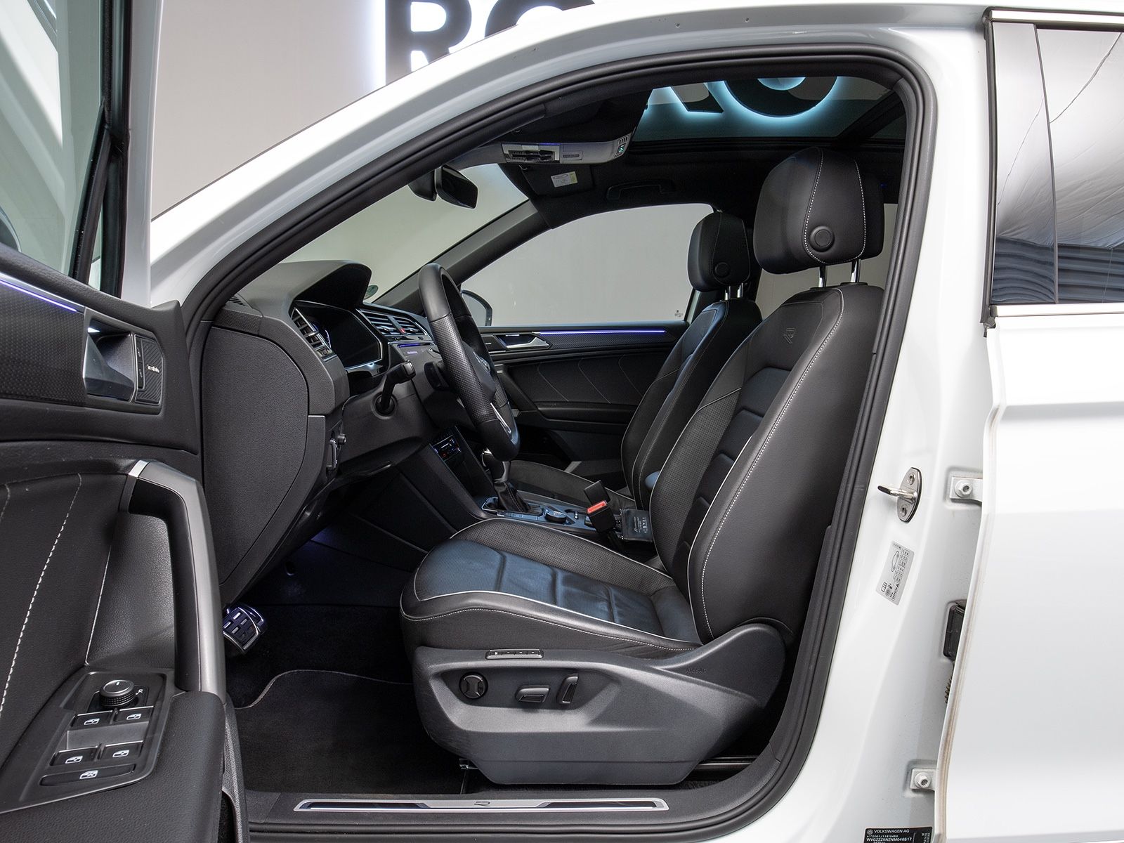 Volkswagen Tiguan Allspace R-Line 4M 7-Sitzer 360°MEGAVOLL foto 11