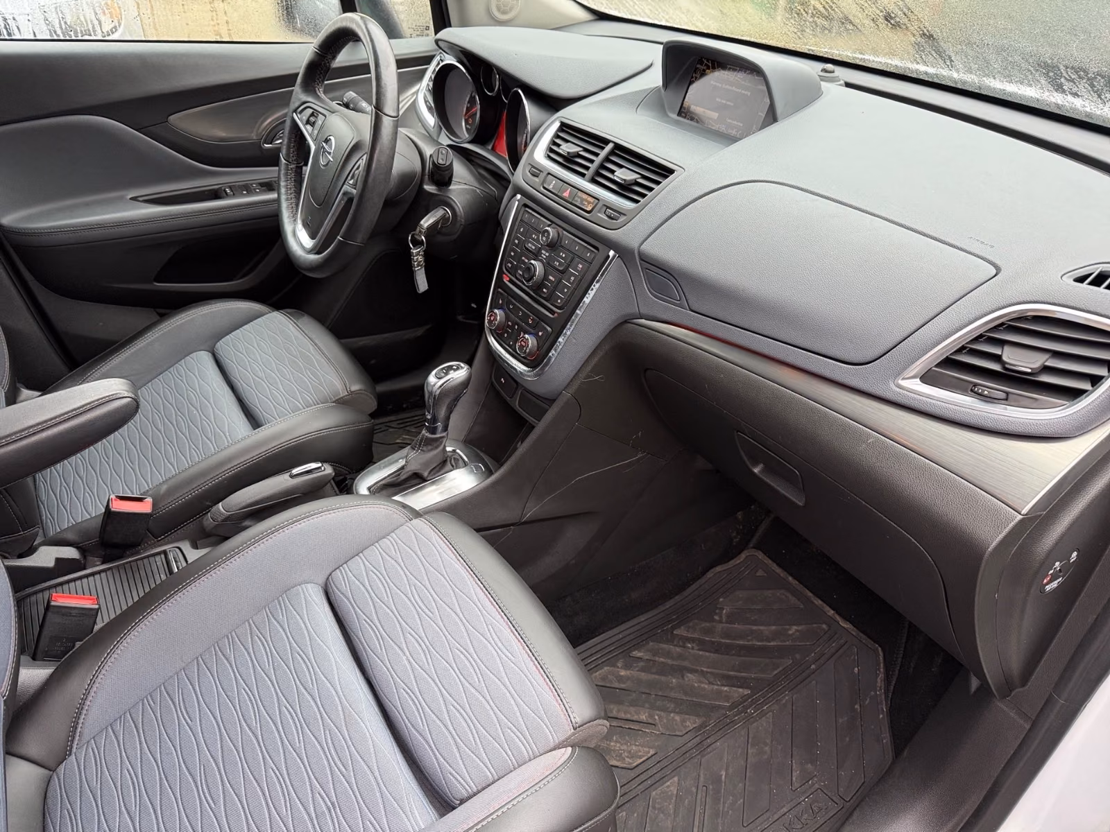Opel Mokka Color Innovation AUTOMATIK/Navi/Klimaaut..