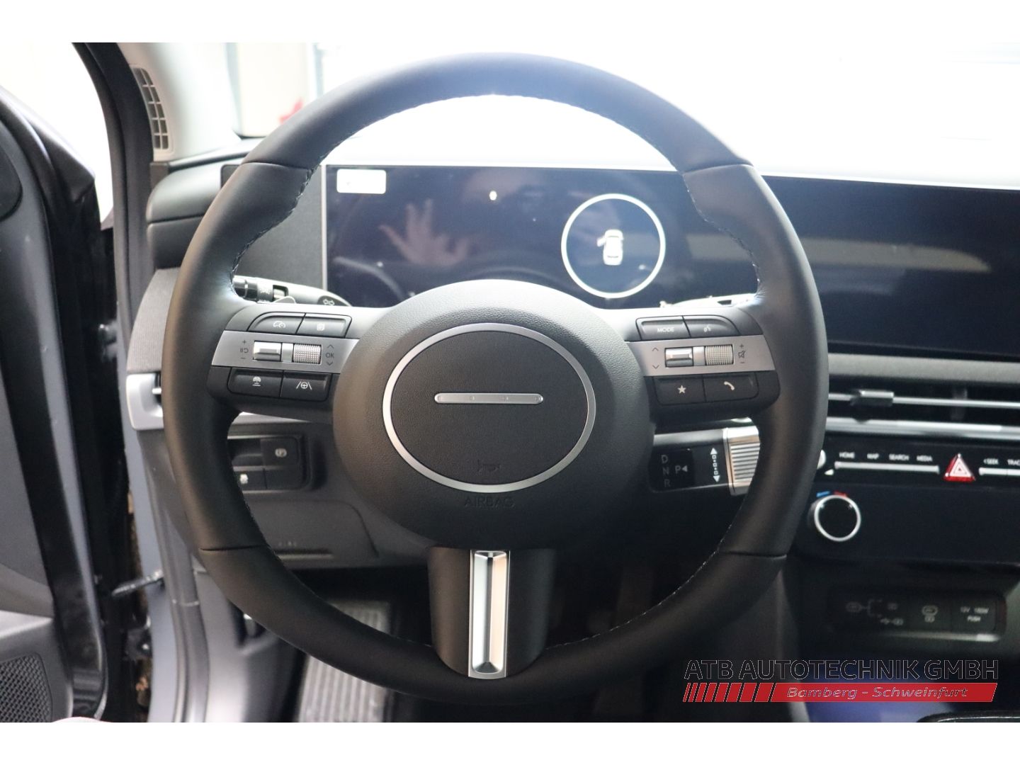Fahrzeugabbildung Hyundai Tucson Trend MY25 1.6 T-GDI (160 PS) 48V 7-DCT 2