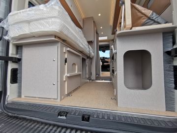 Fahrzeugabbildung Bürstner Delfin Limited C 621 - Einzelbetten, HOT-DEAL! -