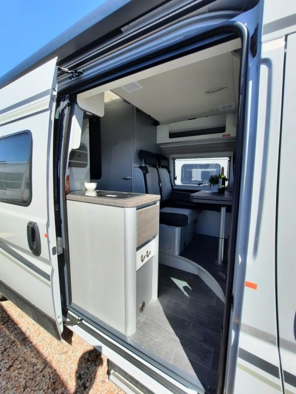 Fahrzeugabbildung Weinsberg CaraBus 600 DQ EDITION [FIRE] Verfüg/ 10.722 € s